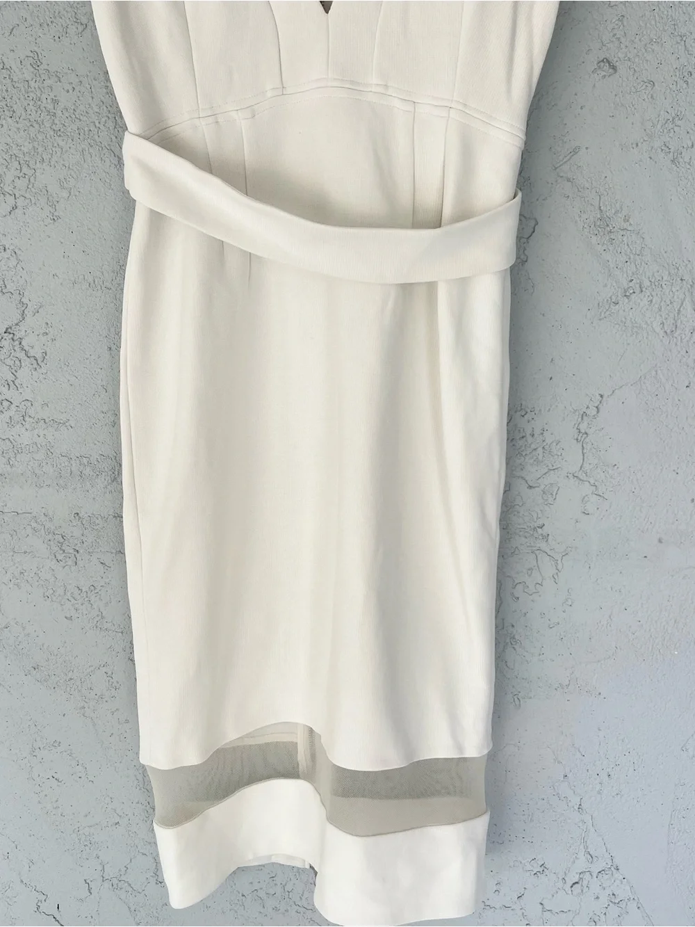 Nicholas Deep V-Neck Mesh Bottom Belted Midi Sheath Dress White Size 6 Cocktail